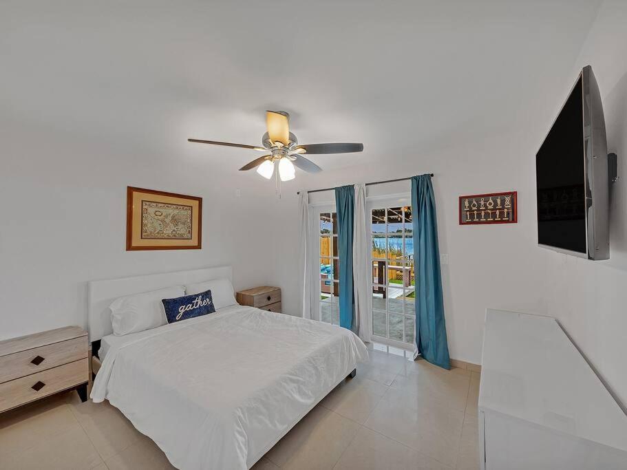 Supervilla - Lakefront - Sunsets, Kayaks, Grill Fort Lauderdale Exterior photo